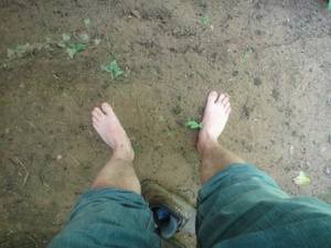 I don't own any wellies (especially not pink ones!) so had to wade barefoot to get the cache